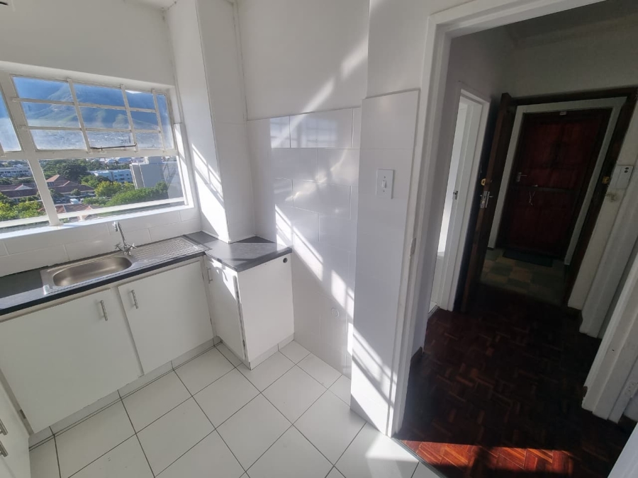 To Let 1 Bedroom Property for Rent in Tamboerskloof Western Cape